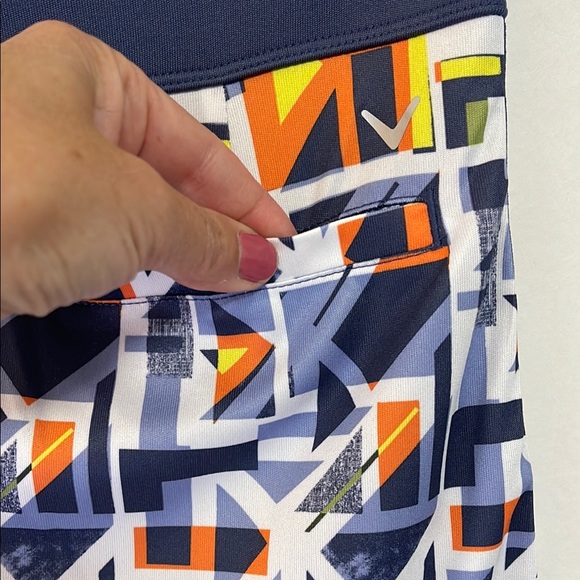 Callaway Patterned Blue and White Mini Skort - Picture 5 of 11